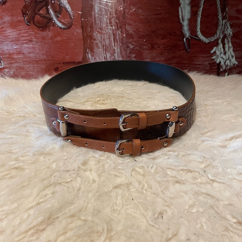New leather belt